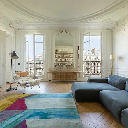 Apartment Rue De Saint-petersbourg By Onefinestay *